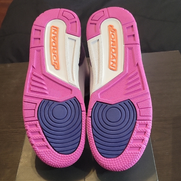 Air Jordan 3 Retro GG "Barely Grape" - White/Purple/Pink- M6Y/W7.5 NWT & BOX - Picture 9 of 11